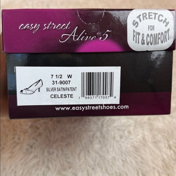 Easy Street Size 7-1/2 Silver Satin Patent CELESTE Peep Toe 3” Heels New - Picture 7 of 7